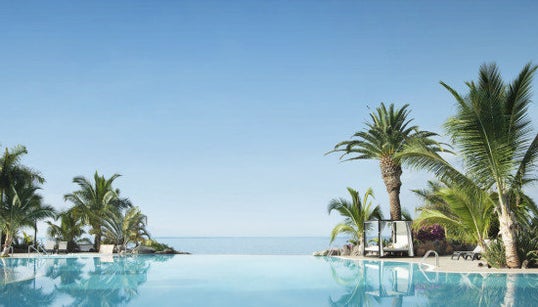 Diez piscinas infinitas de las que nunca querrás salir