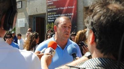 El PP de Madrid expedienta a un alcalde por encabezar una marcha contra los