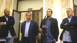 Policías denuncian a tres diputados de