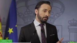 ¿No me invitan a La Moncloa? Pues lo