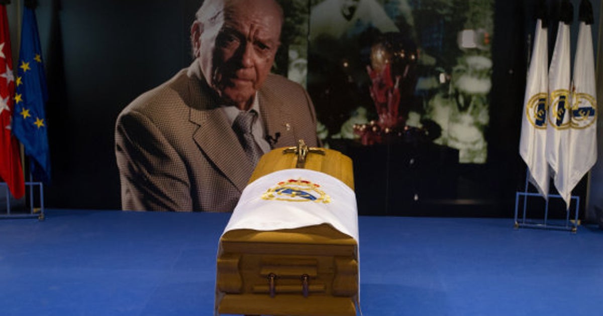 Muerte de Alfredo Di Stéfano Miles de personas acuden a visitar su