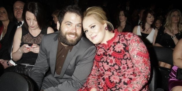 El Novio De Adele Le Da Una Sorpresa En Pleno Concierto Por Su Quinto Aniversario El Huffpost