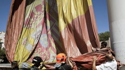 La bandera de Colón, por los