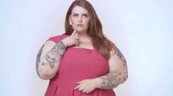 Una modelo de tallas grandes ironiza con la