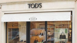 El baile de diseñadores sigue girando en la moda: turno de la zapatera