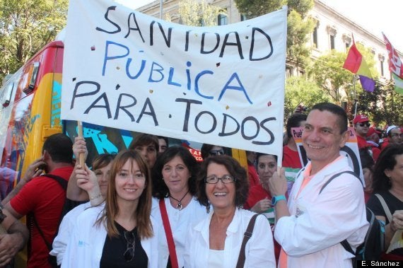 Marcha 15-S: a cada manifestante le trajo sus recortes a la protesta de la Cumbre Social de