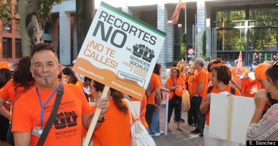 Marcha 15-S: a cada manifestante le trajo sus recortes a la protesta de la Cumbre Social de