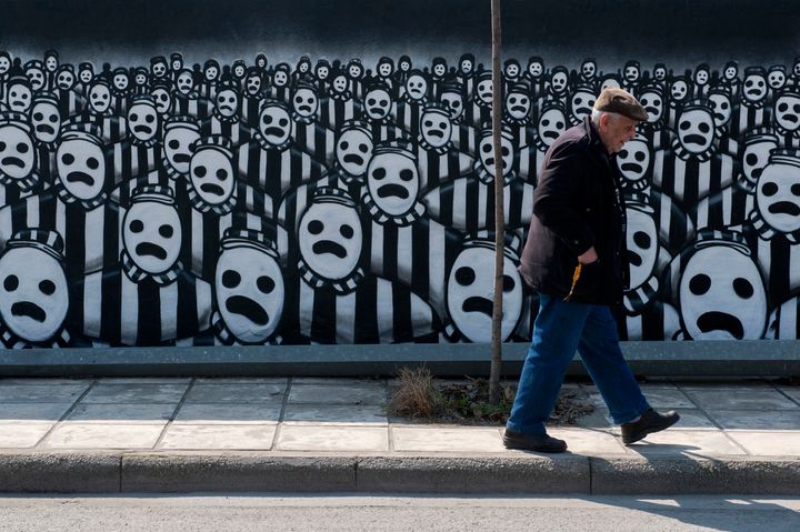 Graffiti αφιερωμένο στα θύματα του Ολοκαυτώματος (Θεσσαλονίκη) 
