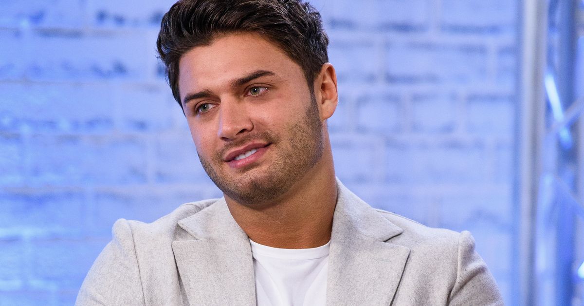 Mike Thalassitis Dead Love Island Stars Pay Tribute To Mike After His Death Aged 26 Huffpost