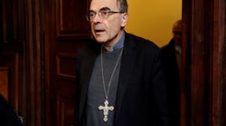 Dimite el cardenal francés Barbarin, condenado por encubrir actos de pederastia en su