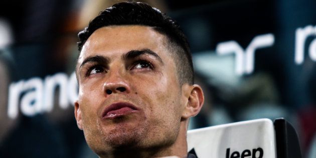 legislación Frente al mar fuga Hoy no por favor": la polémica foto de Cristiano Ronaldo para celebrar el  Día de la Mujer | El HuffPost Virales