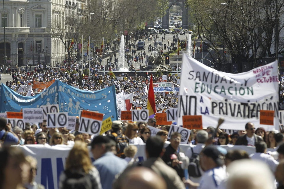 Por qué sanitarios y pacientes llaman a manifestarse este domingo en Madrid (Huff post) 5c8f10f43b00003c076dcced