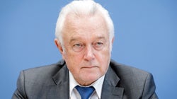 Streit um Militärausgaben: Kubicki fordert Ausweisung des