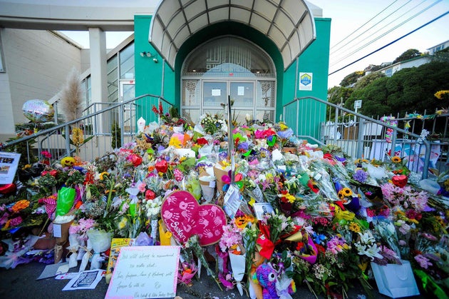 Muestras de apoyo a las víctimas y sus familias en el Jardín Botánico de Christchurch,...