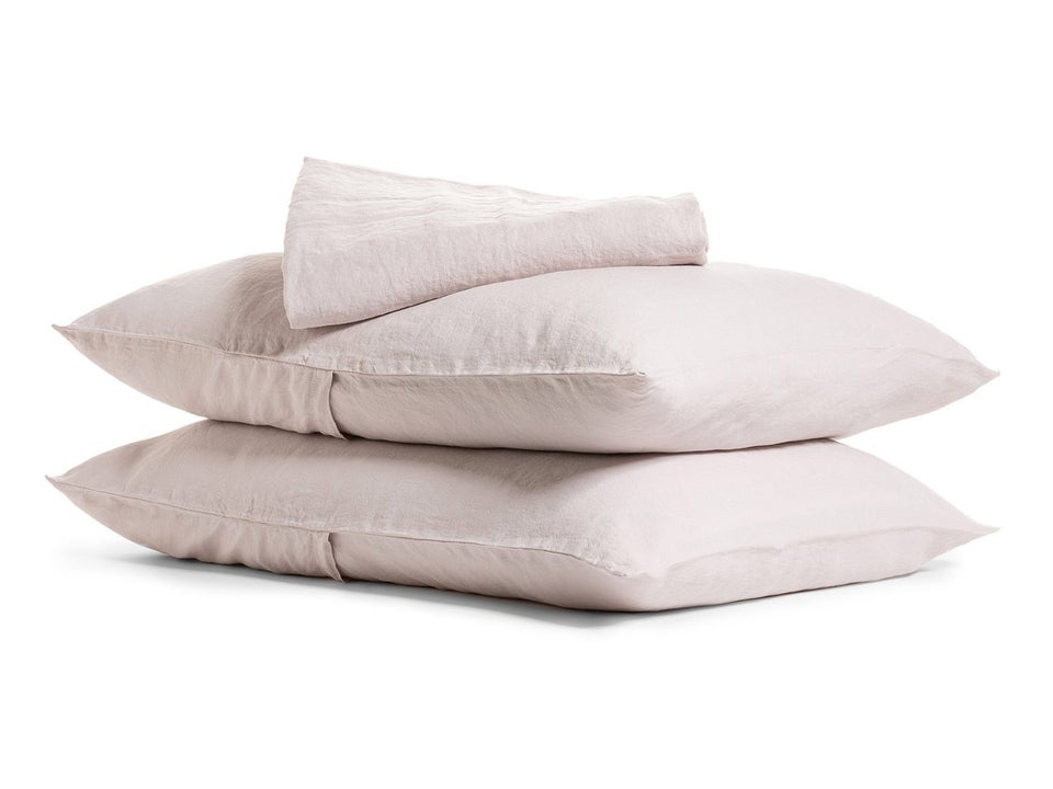 The Best Linen Bedsheets: Brooklinen, Parachute, & More 2023