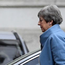 May bittet um Brexit-Aufschub bis Ende