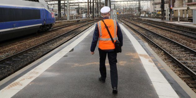 La SNCF remboursera les abonnés grandes lignes si moins d'un train sur trois a circulé durant la
