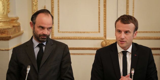 Macron a accepté la démission de Collomb et demandé à Philippe d'assurer
