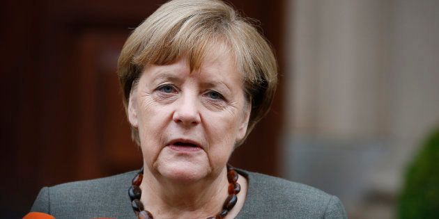 Allemagne: Angela Merkel prête à être candidate en cas d'élections