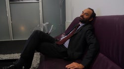 Deux ans après, ce portrait de Philippe vu par son “pote de gauche” n’a pas pris une