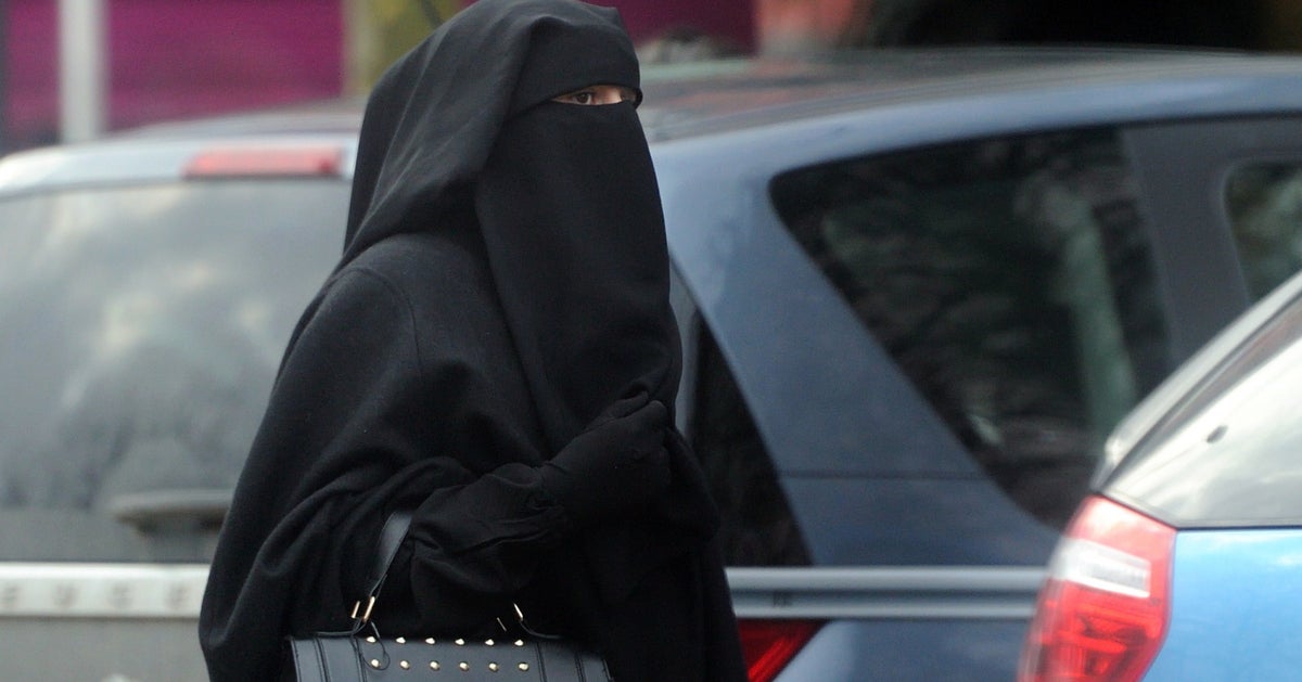 Interdiction de la burqa un groupe de l ONU condamne la Interdiction de la burqa un groupe de l ONU condamne la