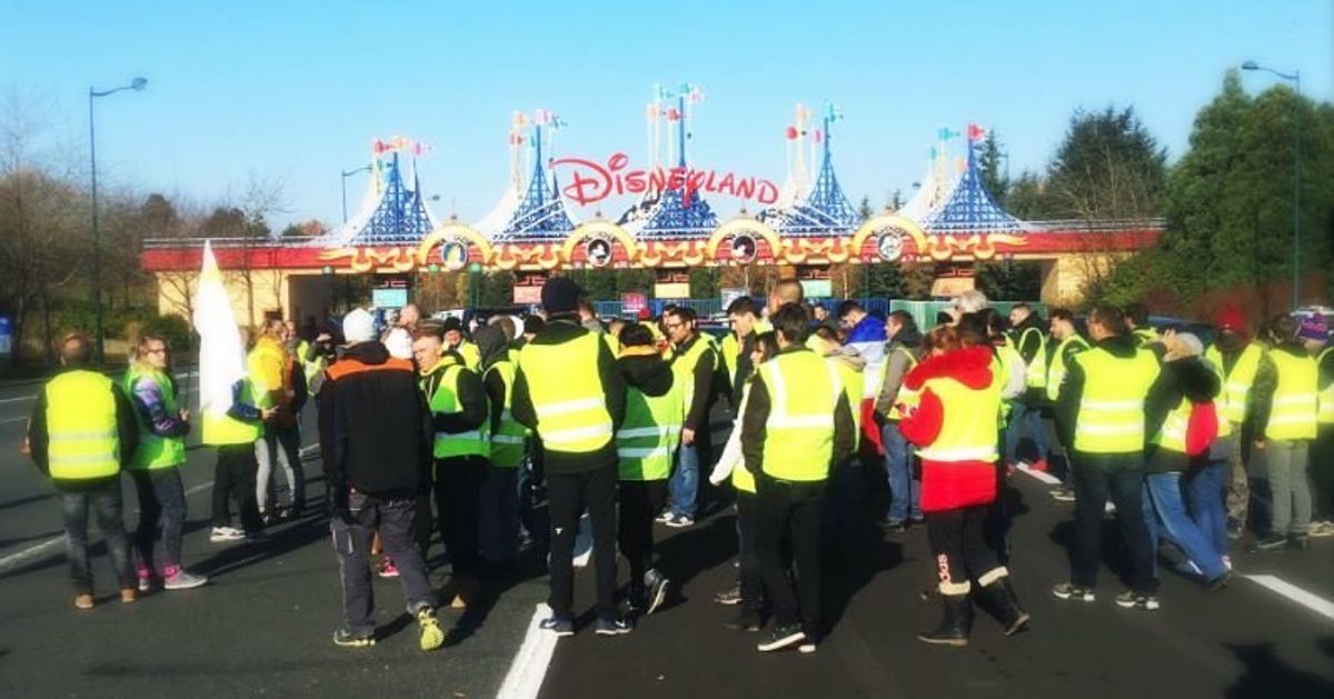 Avec Le Blocage Du 18 Novembre Le Parking De Disneyland