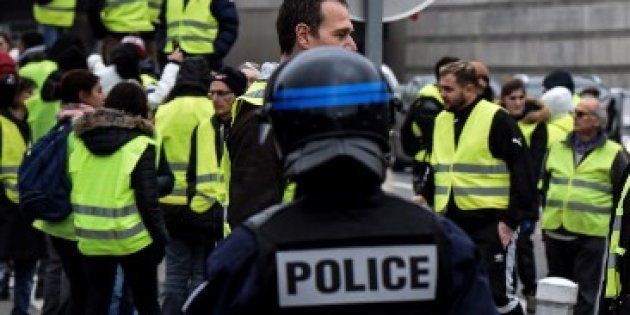 La Conductrice Qui A Reversé Chantal Mazet Gilet Jaune En