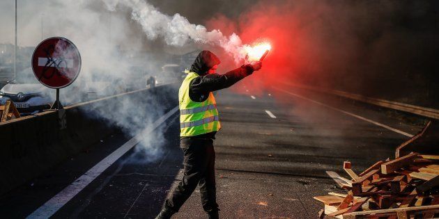 Un Gilet Jaune Percuté Par Un Camion En Haute Marne Le