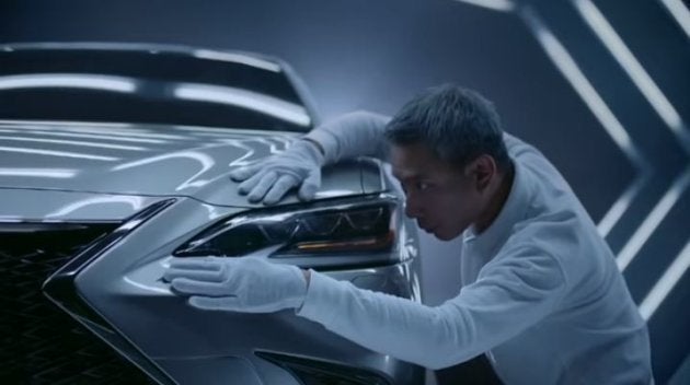 Cette Troublante Pub Lexus A Ete Ecrite Par Une Machine Le Huffpost