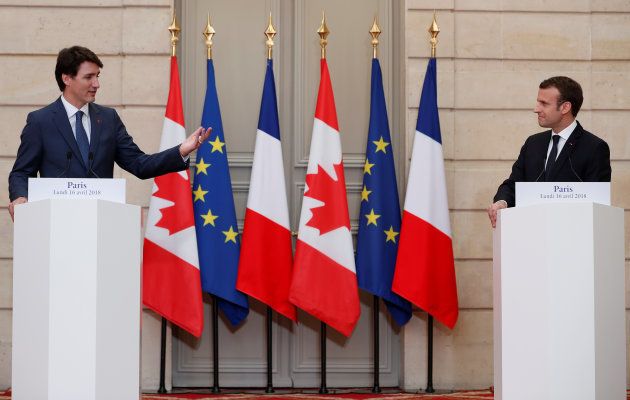 Le couple Macron-Trudeau plus uni que jamais face à