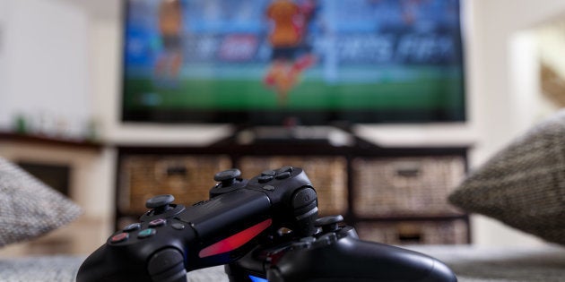 L Addiction Aux Jeux Video Vient D Etre Reconnue Par L Oms Mais Elle N Est Pas Une Addiction Comme Les Autres Le Huffington Post Life