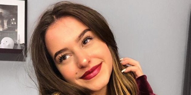 Scarica Gratis Images Lea Elui La Star Francaise De Musical Ly Mene La Danse Sur Les actualisé salutations