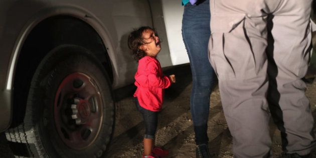 La petite fille devenue le symbole des enfants migrants aux États-Unis n'a pas été séparée de sa