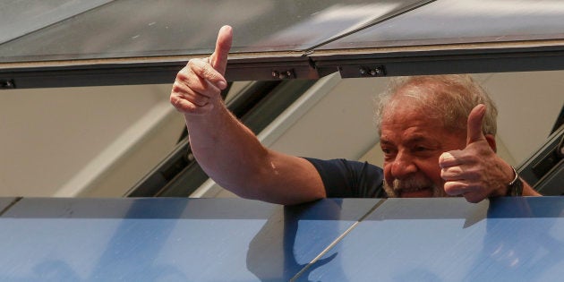 Au Brésil, Lula officiellement candidat à l'élection présidentielle depuis  sa prison | Le HuffPost