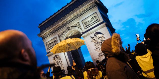 Malgré Les Gilets Jaunes Les Festivités Du Nouvel An Sont