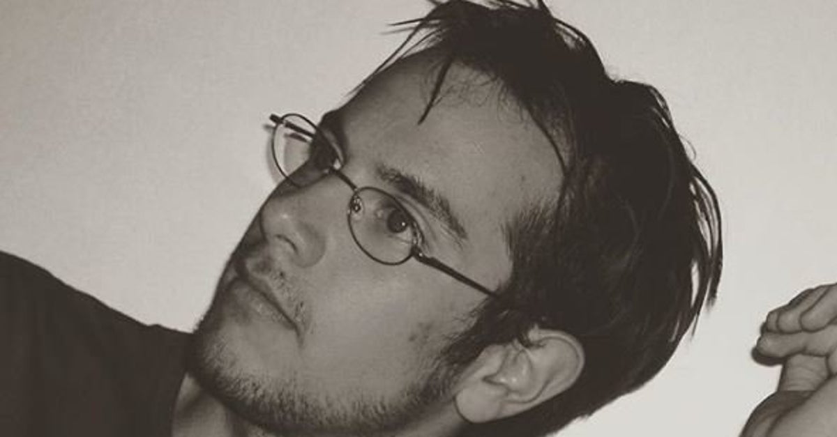 Téléchargement gratuit Images Reconnaissez Vous Cet Ado A Lunettes Devenu Comedien Le actualisé salutations