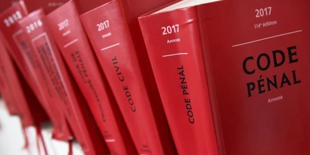 Quelle Difference Entre Age Legal De Consentement Et Majorite Sexuelle Un Proces Relance Le Debat Ce Mardi Le Huffington Post Life