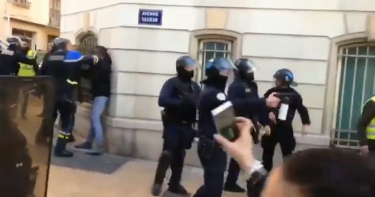 Gilets Jaunes Violences Policières à Toulon Une