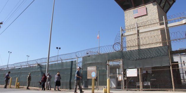 A l'extérieur de la prison de Guantanamo à sur l'île de Cuba le 26 janvier