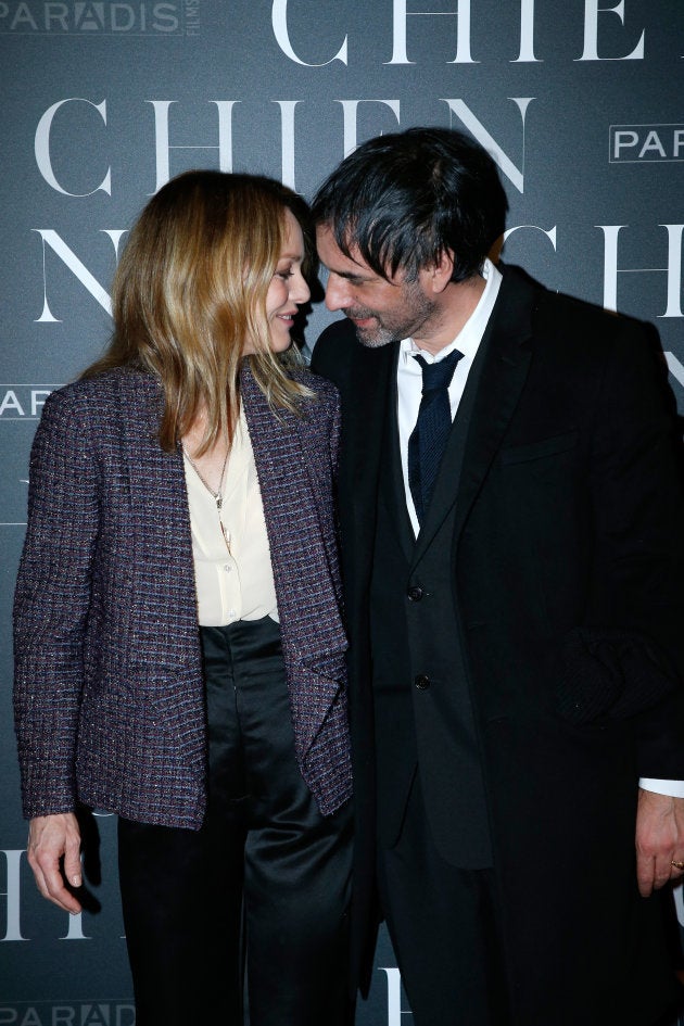 Vanessa Paradis et Samuel Benchetrit complices à la première du film grâce auquel