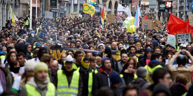 Gilets Jaunes Un Acte Xii Lancé Pour Les Blessés Annoncés