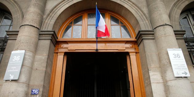 Viol Au 36 Quai Des Orfevres Les Deux Policiers Condamnes A 7 Ans De Prison Ferme Le Huffpost