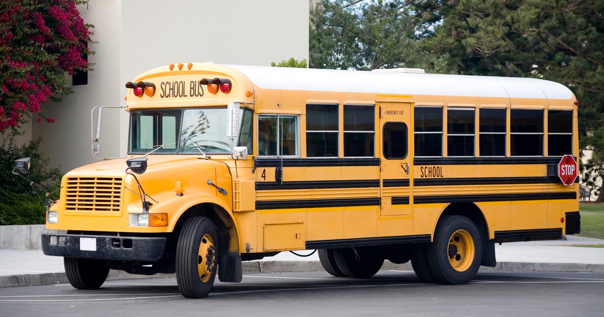 Le Bus De Ramassage Scolaire Americain Ne Ressemble Plus A Ca Le Huffpost