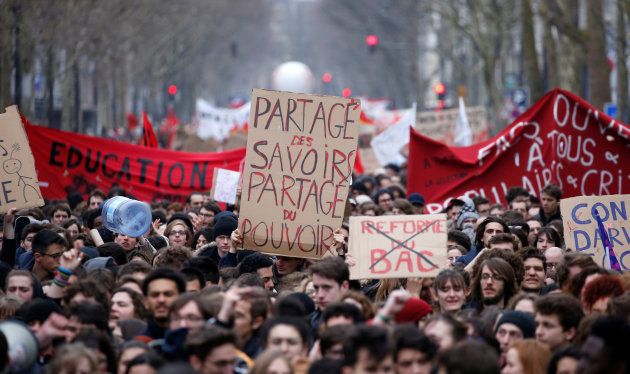 La grève du 22 mars 2018 bien suivie à la SNCF, 400.000 manifestants en