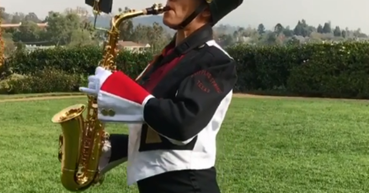 Jennifer Garner En Costume De Parade Pour Souhaiter Son Anniversaire A Reese Witherspoon Le Huffpost