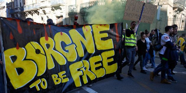 Gilets Jaunes Les 9 Points Communs Avec Les