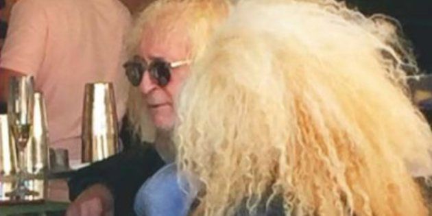 Afida Turner En Couple Avec Michel Polnareff Le Chanteur Regrette Un Poisson D Avril Le Huffpost