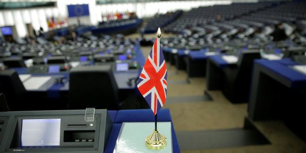 Le drapeau britannique, (pris ici en photo en janvier à Strasbourg) devrait disparaître du Parlement...