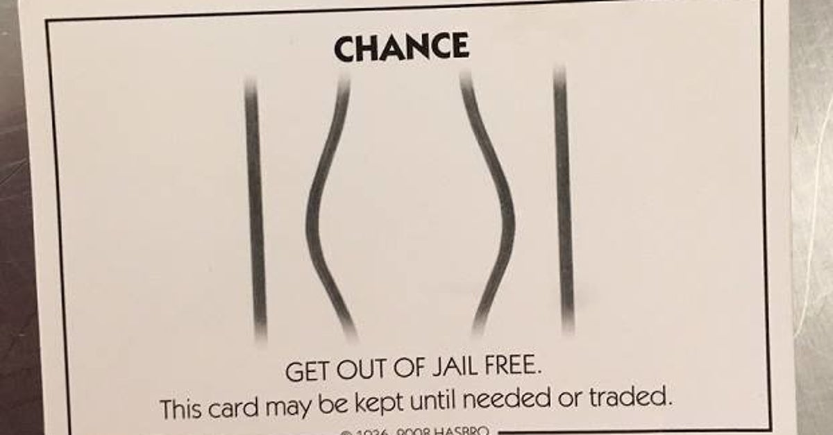 Il A Toujours Une Carte Monopoly Sur Lui Pour Eviter De Se Faire Arreter Le Huffpost Il A Toujours Une Carte Monopoly Sur Lui Pour Eviter De Se Faire Arreter Le Huffpost