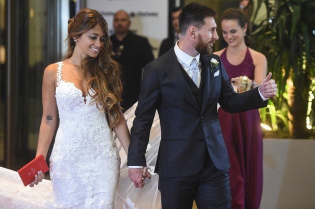 Les Images Du Mariage De Lionel Messi Et Antonella Roccuzzo